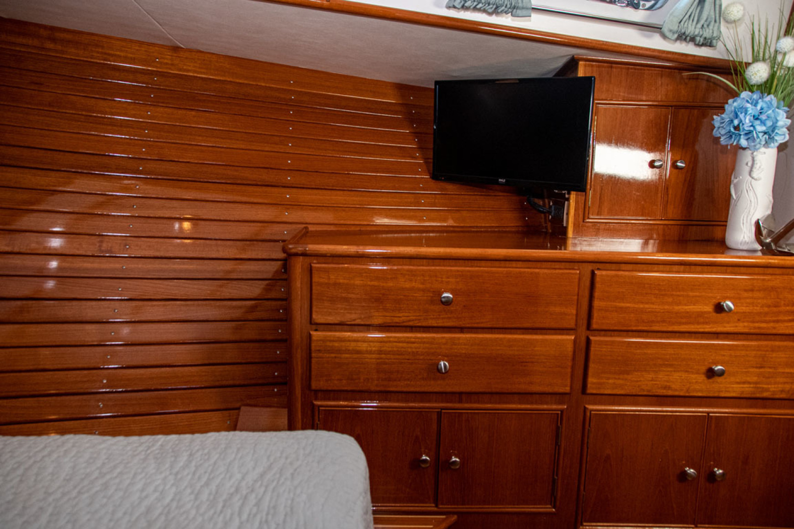 Grand Banks-Eastbay 54SX 2003-Next Adventure Warwick-Rhode Island-United States-Master Stateroom-1605672 | Thumbnail