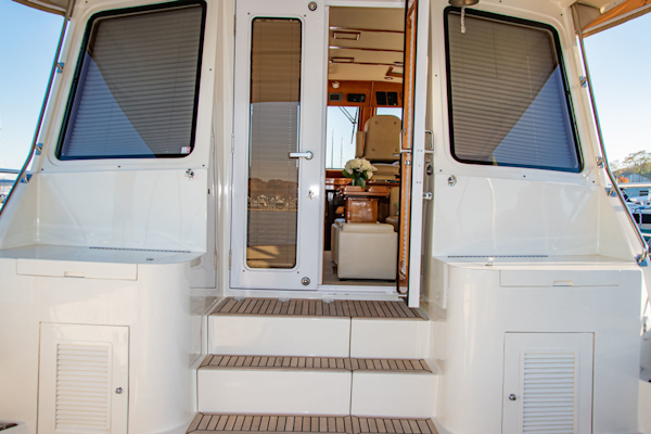 Grand Banks-Eastbay 54SX 2003-Next Adventure Warwick-Rhode Island-United States-Salon Entrance Door-1605680