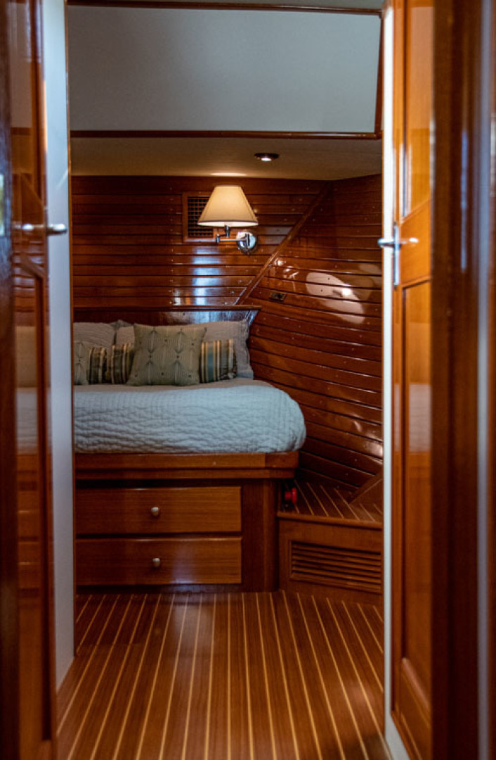 Grand Banks-Eastbay 54SX 2003-Next Adventure Warwick-Rhode Island-United States-Master Entrance-1605667 | Thumbnail
