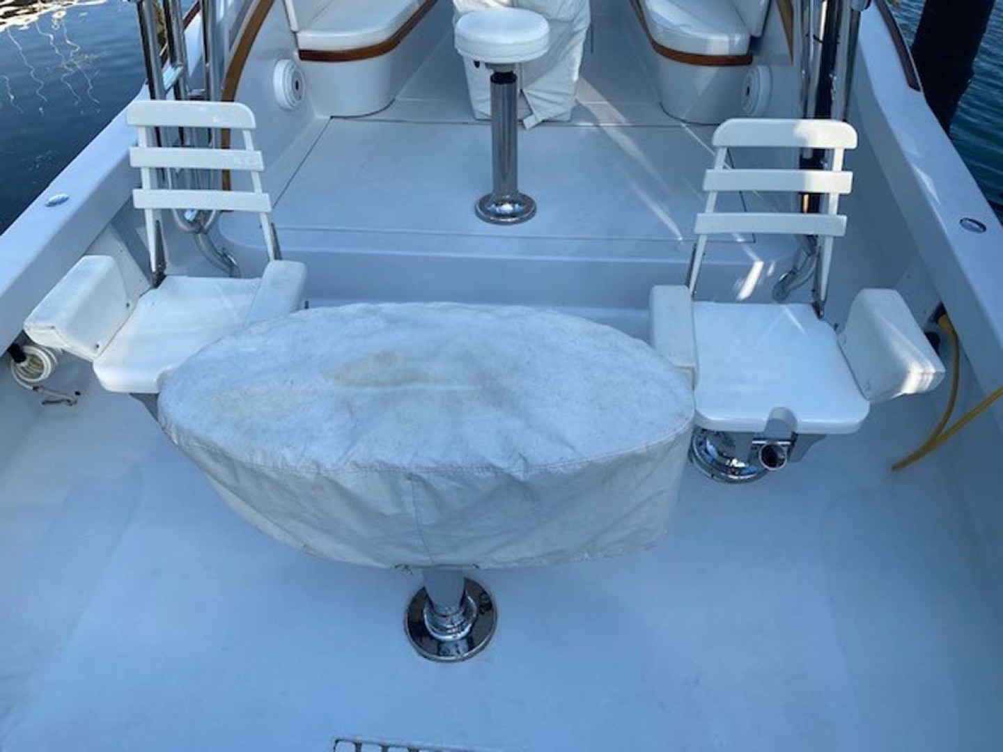 L&H-Walkaround Express 2007-Ruthless Key Largo-Florida-United States-Cockpit-1616366 | Thumbnail