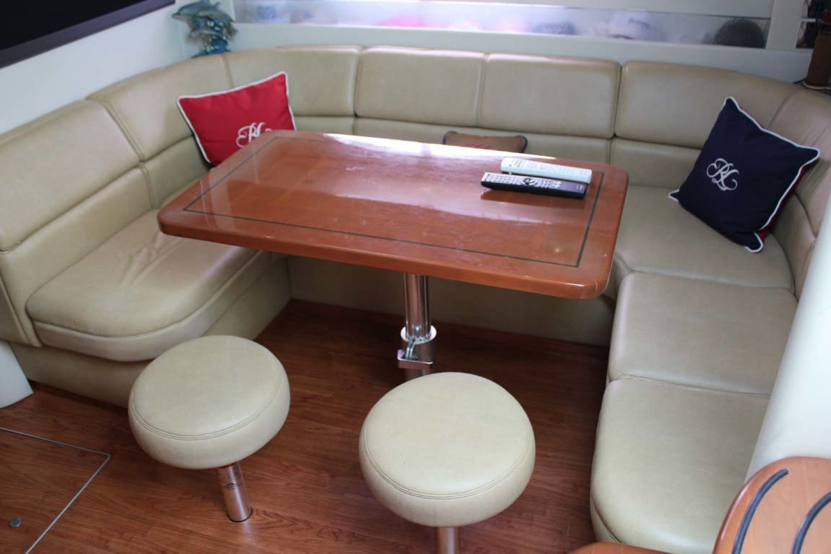 Formula-45 Yacht 2009-Mad Hatter Fort Myers-Florida-United States-Dinette-1814726 | Thumbnail
