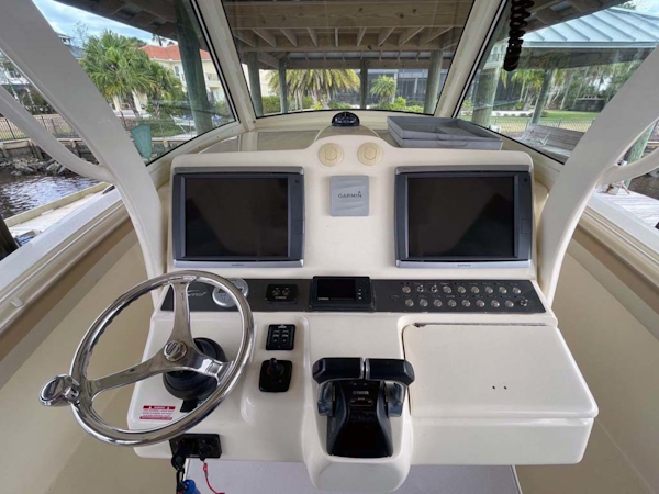Scout-345 XSF 2012-Music Ponte Vedra Beach-Florida-United States-Helm Dash-1620402