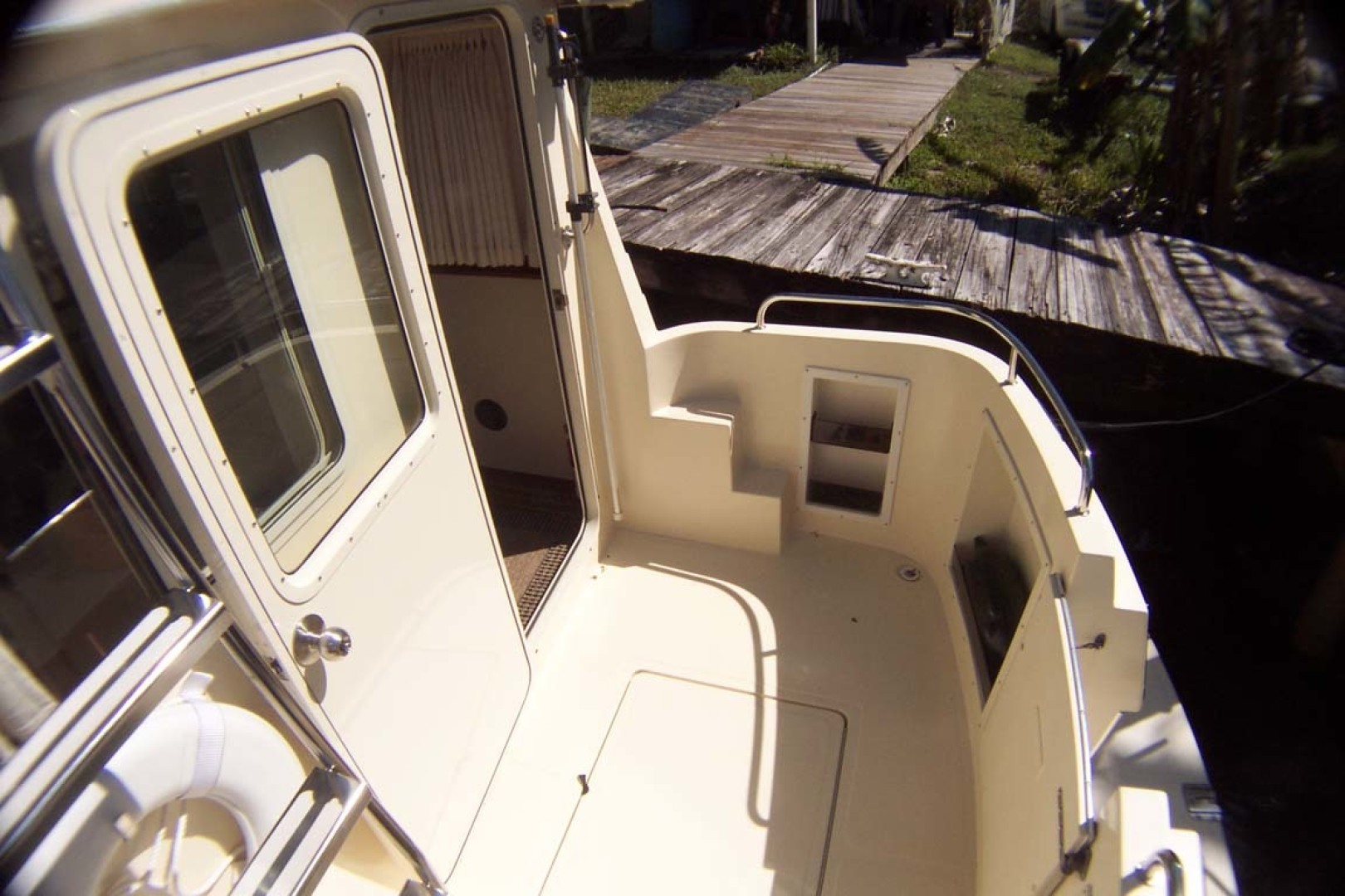 Camano-Troll 2007-NEXT ADVENTURE Stuart-Florida-United States Cockpit To Starboard-1622011 | Thumbnail