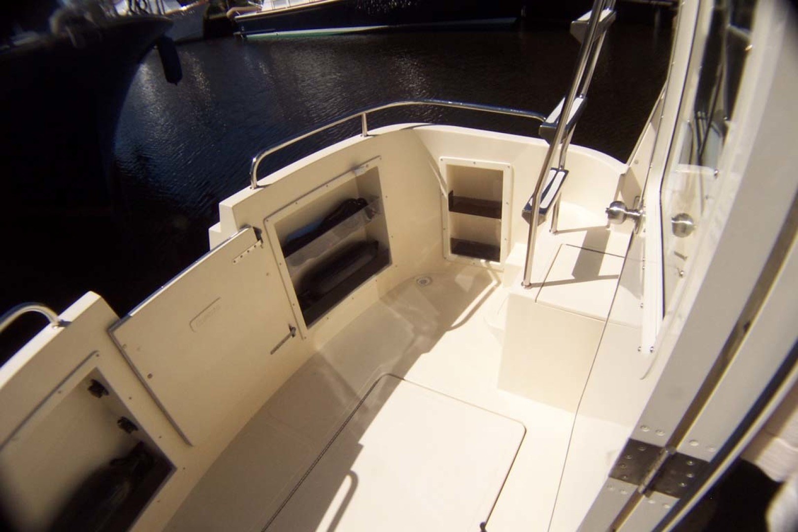 Camano-Troll 2007-NEXT ADVENTURE Stuart-Florida-United States Cockpit To Portside-1622010 | Thumbnail
