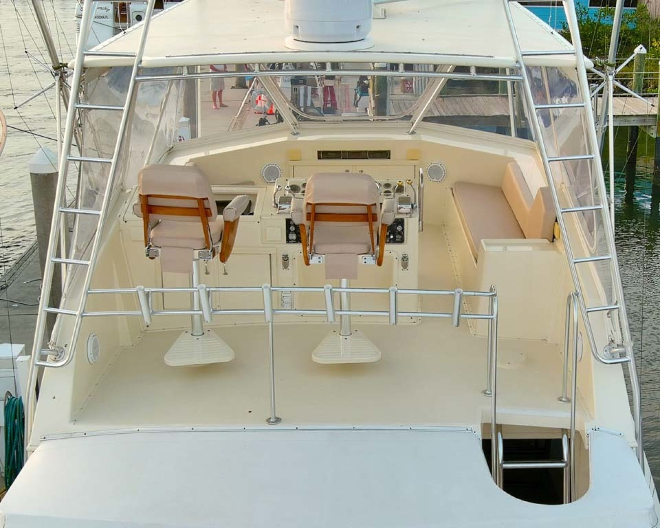 Hatteras-Convertible Sportfish 1985-ZARAY Fort Pierce-Florida-United States-Bridge Forward-1623837 | Thumbnail