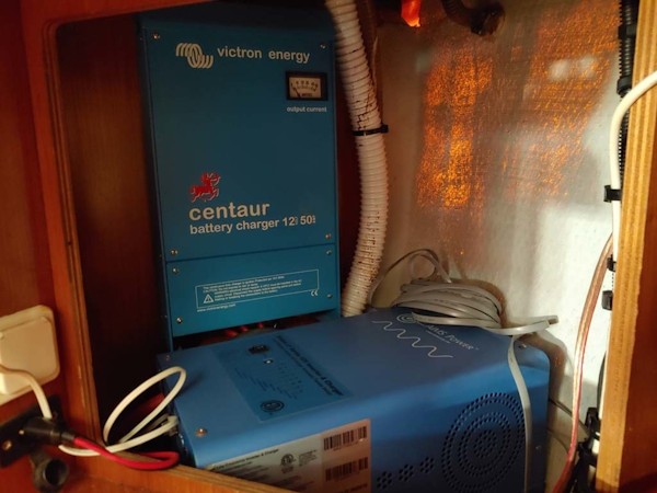 Jeanneau-Sun Odyssey 52.2 2001-Perseverance Hollywood-Florida-United States-Vitron Charger and Inverter-1631486
