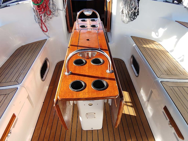 Jeanneau-Sun Odyssey 52.2 2001-Perseverance Hollywood-Florida-United States-Cockpit Table-1631463