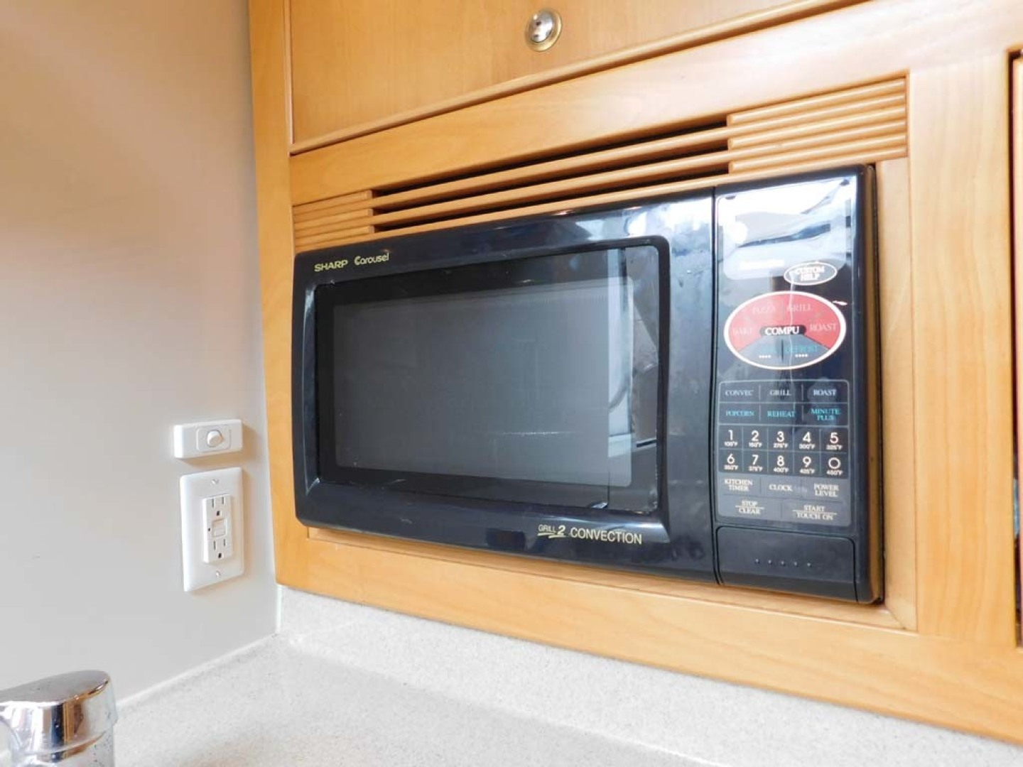 Riviera-Express 2003-Last 1 Cocoa Beach-Florida-United States-Microwave-1633048 | Thumbnail