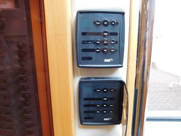 Riviera-Express 2003-Last 1 Cocoa Beach-Florida-United States-SMX Controls-1633050