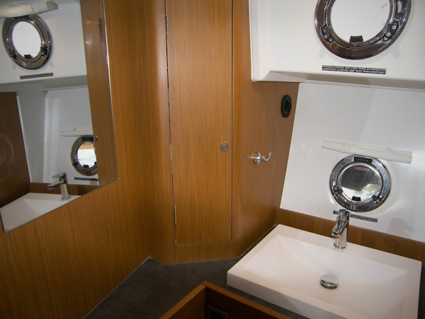 Beneteau-35 Swift Trawler 2019-Four Winds Nokomis-Florida-United States Head Vanity Area-1640785