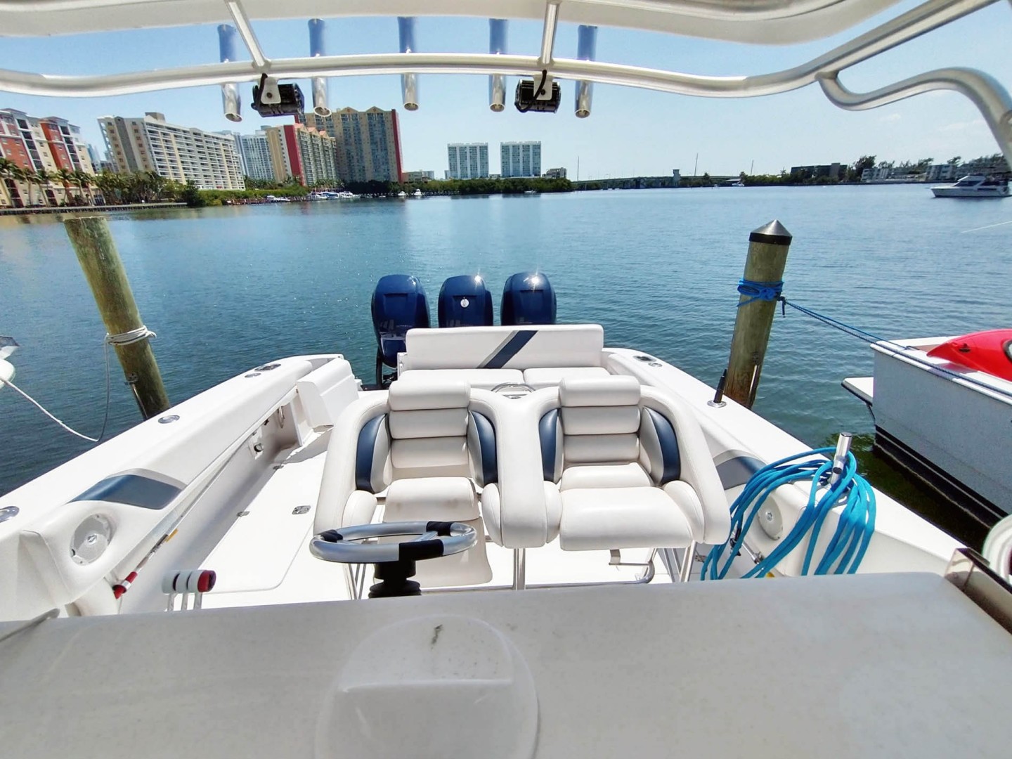 Donzi-38 ZSF 2008-STORM SURGE Sunny Isles Beach-Florida-United States-1641775 | Thumbnail