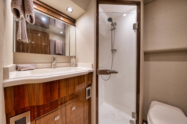 Viking-80 Convertible 2018-HUMDINGER Cape Cod-Massachusetts-United States-Head and Shower-1641487