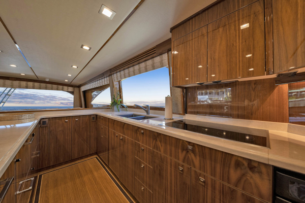 Viking-80 Convertible 2018-HUMDINGER Cape Cod-Massachusetts-United States-Four-Burner Surface Mount Range -1641475