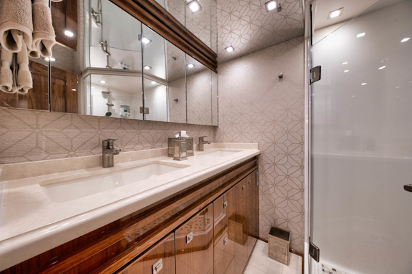 Viking-80 Convertible 2018-HUMDINGER Cape Cod-Massachusetts-United States-Master Head with Large Full Shower-1641486