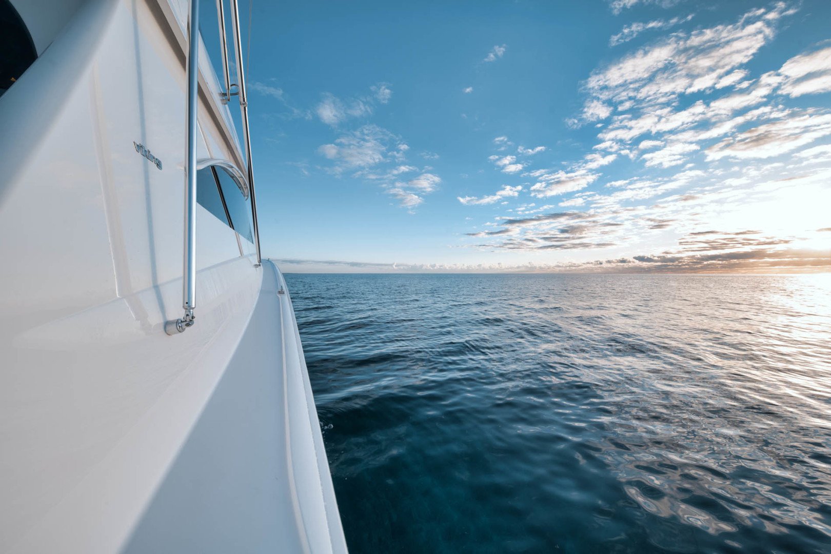 Viking-80 Convertible 2018-HUMDINGER Cape Cod-Massachusetts-United States-Starboard Side Deck-1641499 | Thumbnail