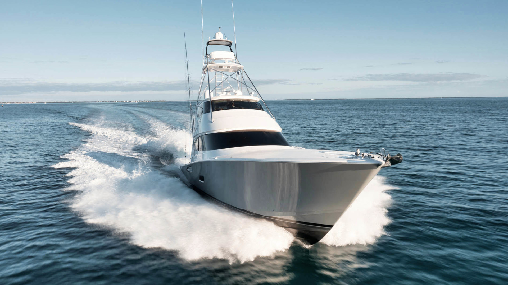 Viking-80 Convertible 2018-HUMDINGER Cape Cod-Massachusetts-United States-Starboard Bow Profile-1641455 | Thumbnail