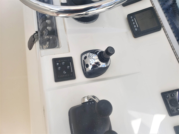 SeaVee-390IPS 2008-Ocean Outlaw 2 Jupiter-Florida-United States-IPS Joystick-1641939