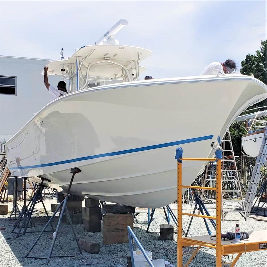 SeaVee-390IPS 2008-Ocean Outlaw 2 Jupiter-Florida-United States-Hull Sides-1641935 | Thumbnail