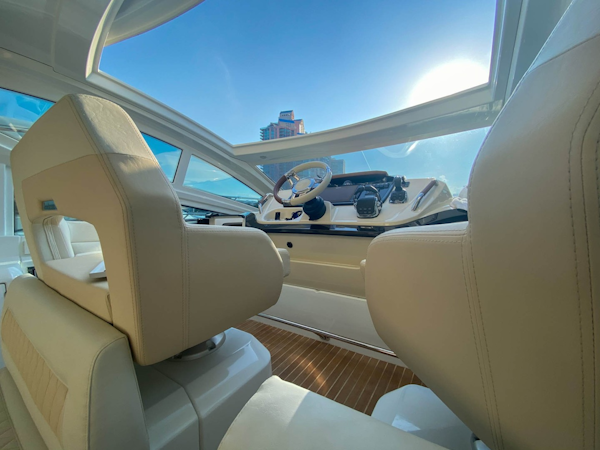 Beneteau-Gran Turismo 40 2019-007 Aventura-Florida-United States-Helm Station-1667297