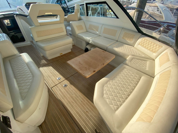 Beneteau-Gran Turismo 40 2019-007 Aventura-Florida-United States-Cockpit Seating-1667304