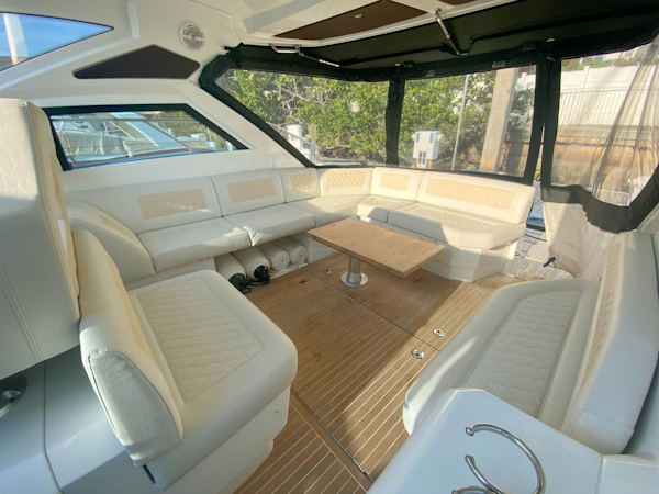 Beneteau-Gran Turismo 40 2019-007 Aventura-Florida-United States-Cockpit Seating-1667303