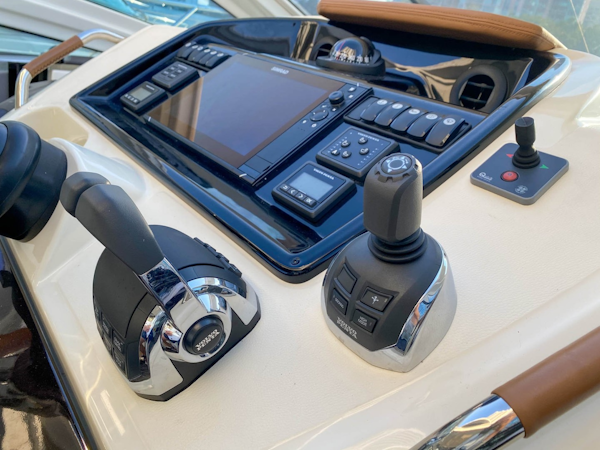Beneteau-Gran Turismo 40 2019-007 Aventura-Florida-United States-Helm Electronics-1667298