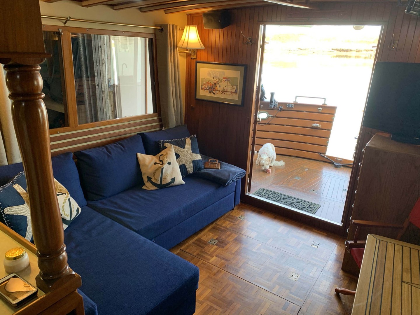 Kadey-Krogen-Pilothouse 1983-Sea Vista Portland-Oregon-United States Salon Starboard Settee-1644682 | Thumbnail