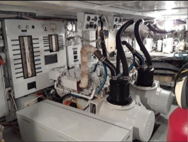 Burger-Cockpit Flybridge Motor Yacht 1965-FantaSea Stuart-Florida-United States-1647094