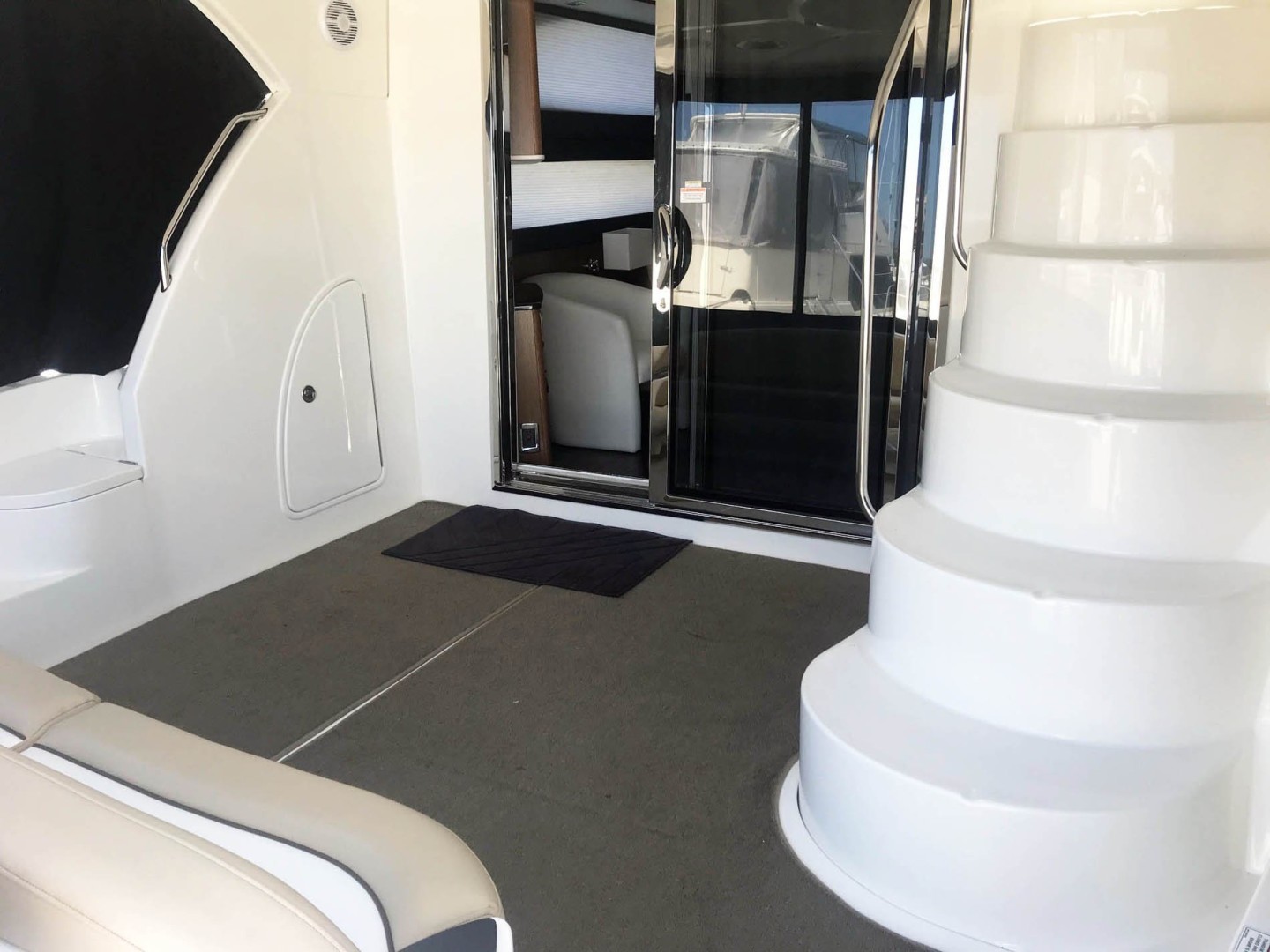 Meridian-441 SB 2016-Voyages 1 Palm Coast-Florida-United States-Cockpit Stairs To Sedan Bridge-1648435 | Thumbnail