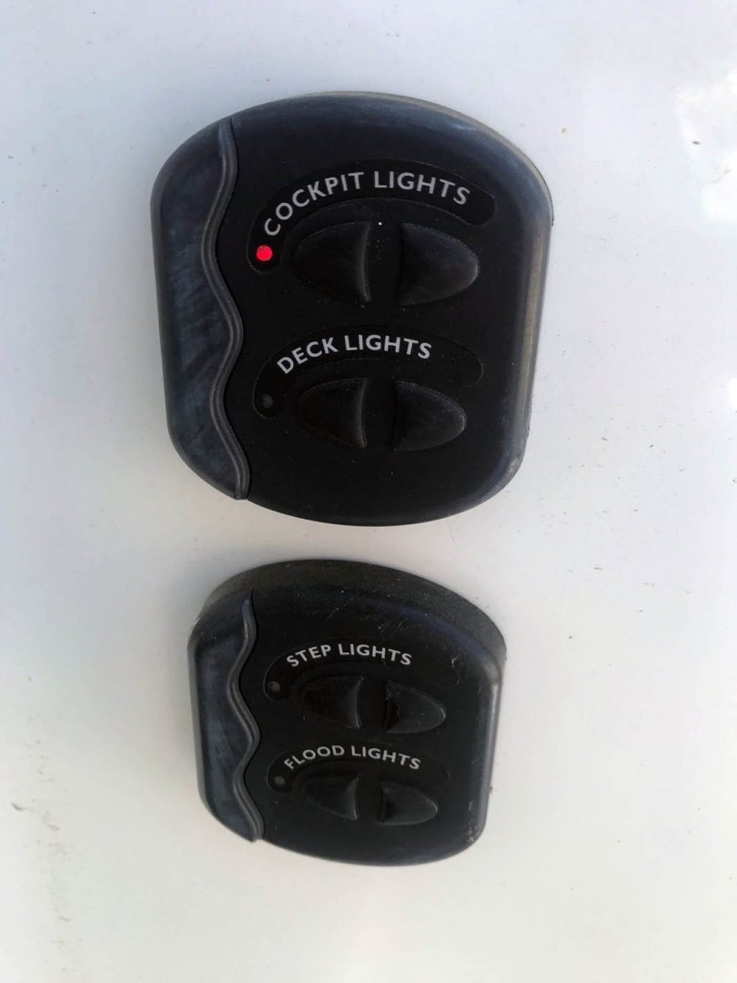Meridian-441 SB 2016-Voyages 1 Palm Coast-Florida-United States-Controls For Lights-1648426 | Thumbnail