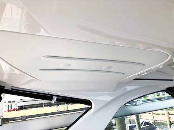 Regal-Sports Coupe 2019 -Port St. Lucie-Florida-United States-1654524