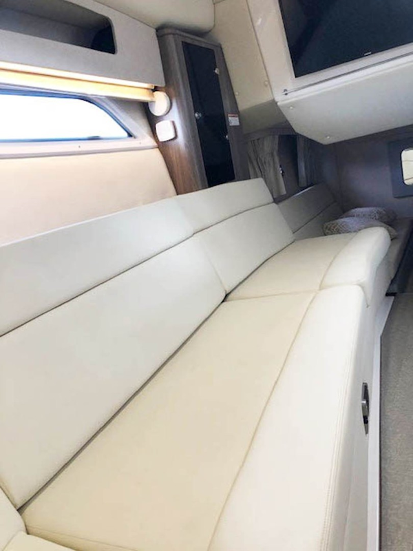 Regal-Sports Coupe 2019 -Port St. Lucie-Florida-United States-1654551