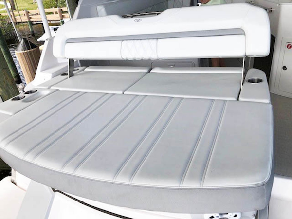 Regal-Sports Coupe 2019 -Port St. Lucie-Florida-United States-1654560