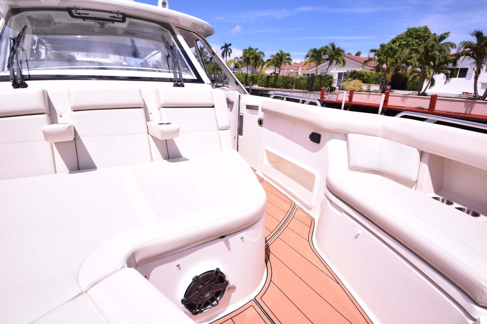Boston Whaler-380 Realm 2020-Khaleesi Ft. Lauderdale-Florida-United States-1807429 | Thumbnail