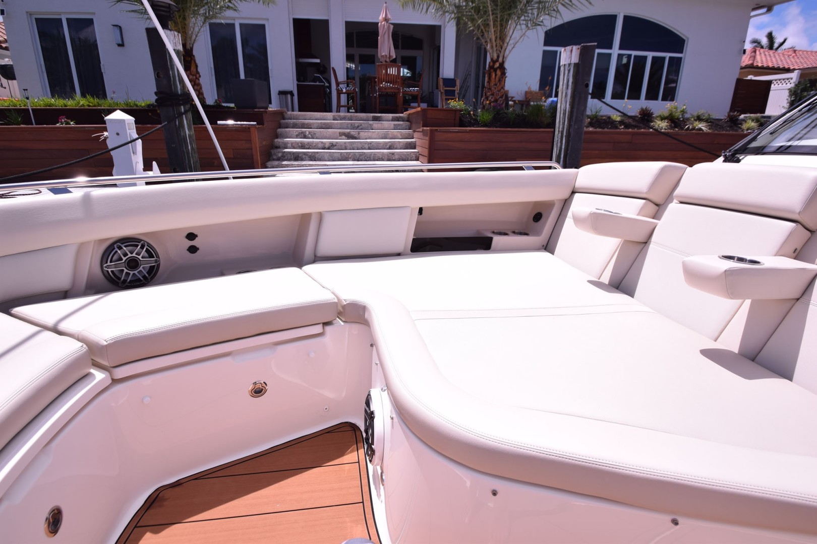 Boston Whaler-380 Realm 2020-Khaleesi Ft. Lauderdale-Florida-United States-1807427 | Thumbnail