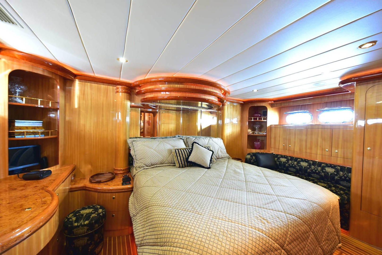 Horizon-65 Skylounge 2002-Alls Well Miami Beach-Florida-United States-Master Stateroom-1668769 | Thumbnail