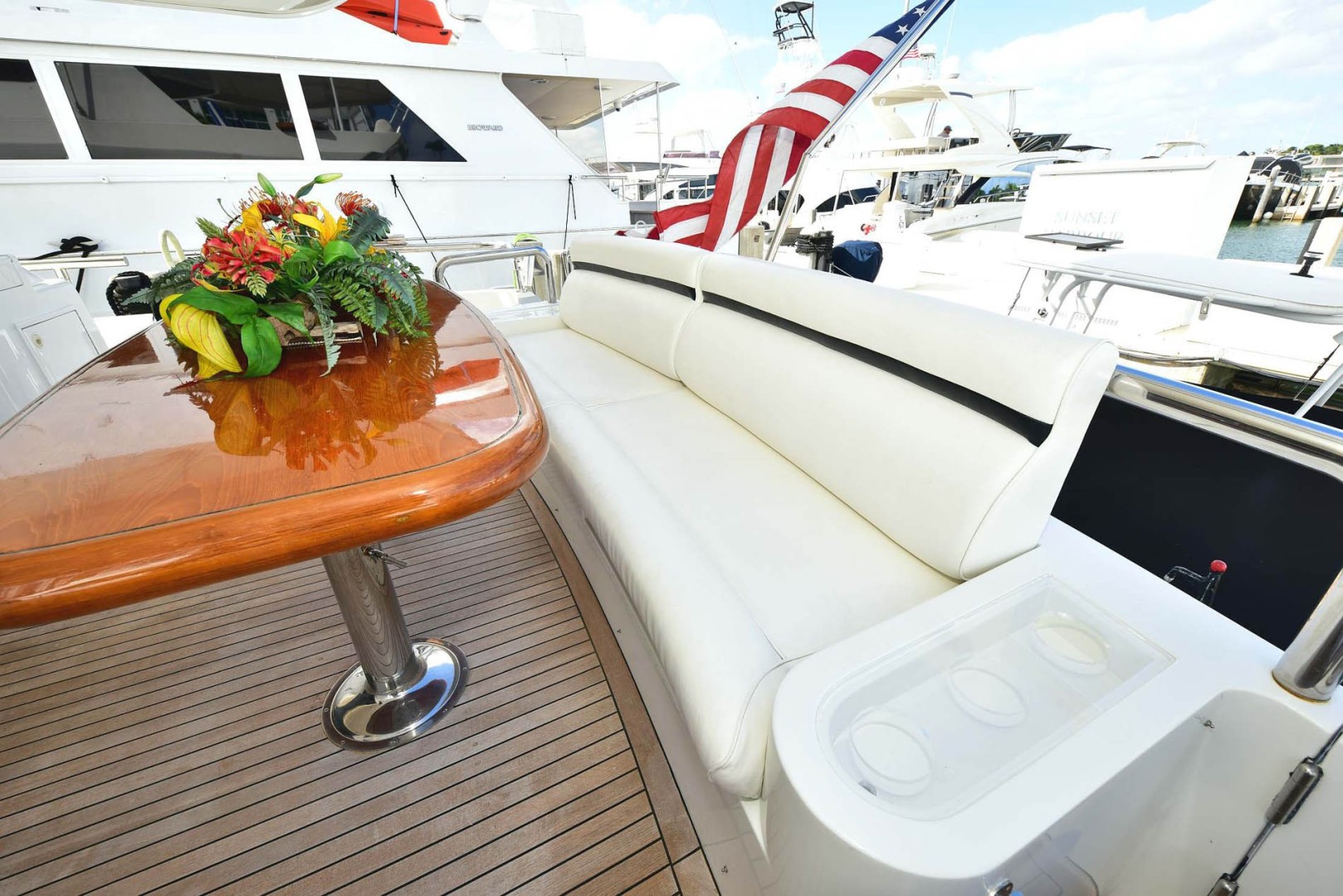 Horizon-65 Skylounge 2002-Alls Well Miami Beach-Florida-United States-Main Aft Deck with Generous Seating and Beautiful Teak Dining Table-1668782 | Thumbnail