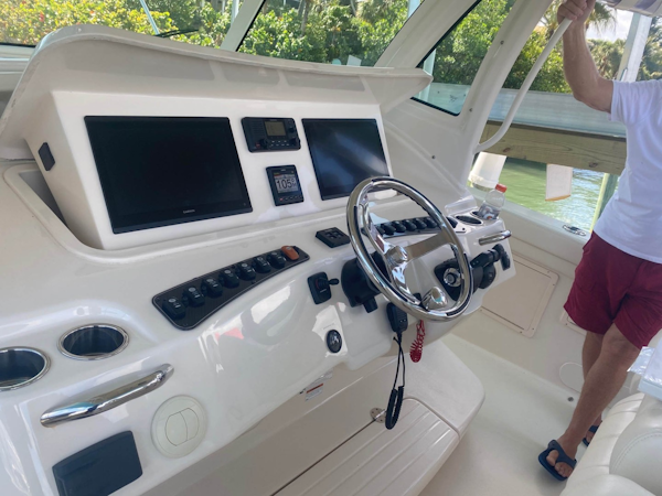 Grady-White-376 Canyon 2020 -Stuart-Florida-United States Helm-1671028