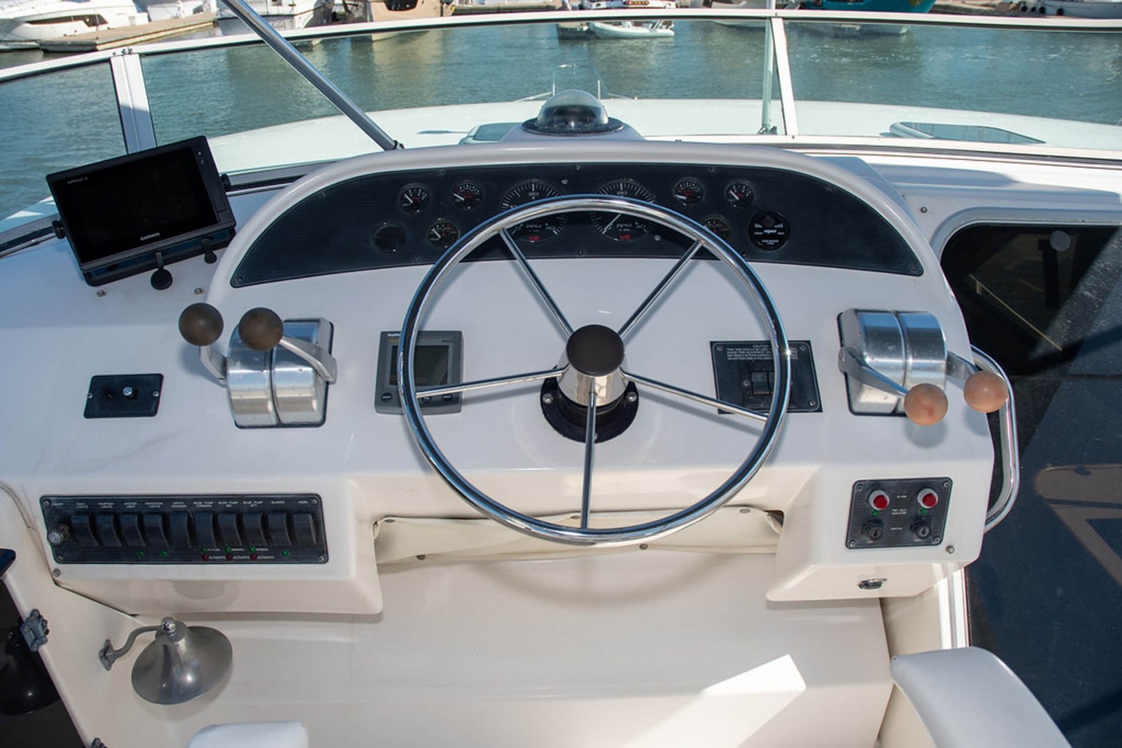 Bayliner-4788 Pilothouse 1998-J&B Mount Pleasant-South Carolina-United States-Helm Electronics-1675823 | Thumbnail