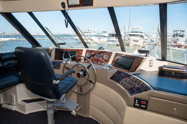 Bayliner-4788 Pilothouse 1998-J&B Mount Pleasant-South Carolina-United States-Helm-1675806