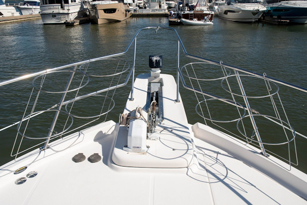 Bayliner-4788 Pilothouse 1998-J&B Mount Pleasant-South Carolina-United States-Bow Pulpit and Windlass-1675816