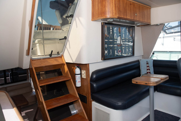 Bayliner-4788 Pilothouse 1998-J&B Mount Pleasant-South Carolina-United States-Dinette-1675813