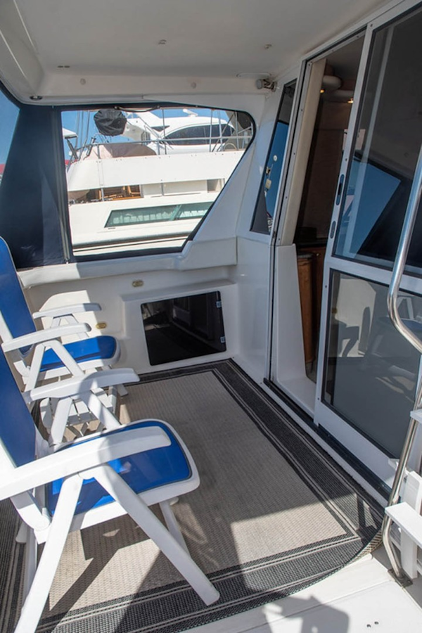 Bayliner-4788 Pilothouse 1998-J&B Mount Pleasant-South Carolina-United States-Aft Deck to Port w/Custom Sunbrella Canvas with Screening-1675832