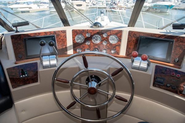 Bayliner-4788 Pilothouse 1998-J&B Mount Pleasant-South Carolina-United States-Helm Electronics-1675807