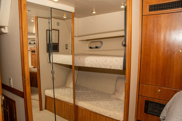 Bayliner-4788 Pilothouse 1998-J&B Mount Pleasant-South Carolina-United States-3rd Stateroom  Settee converts to two Bunk Berths-1675794