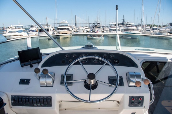 Bayliner-4788 Pilothouse 1998-J&B Mount Pleasant-South Carolina-United States-Flybridge Helm-1675822