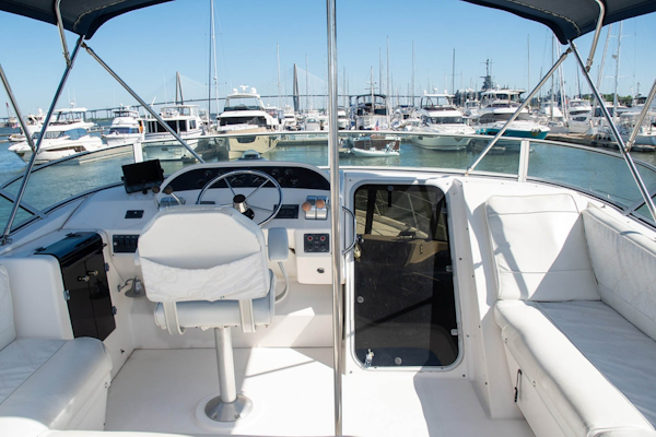 Bayliner-4788 Pilothouse 1998-J&B Mount Pleasant-South Carolina-United States-Flybridge Forward View-1675826