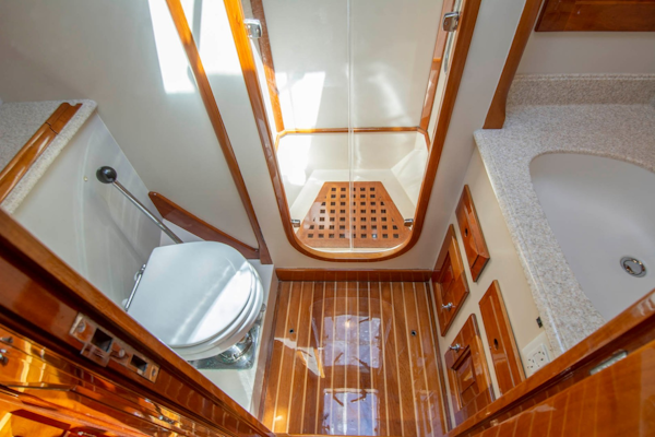 Hinckley-Custom 60 1997-Chimera Stuart-Florida-United States-Master Head and Shower-1680243