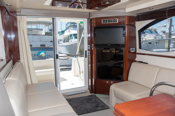 Sea Ray-Sedan Bridge 390 2010-Bad Decision Charleston-South Carolina-United States-Main Salon-1681716