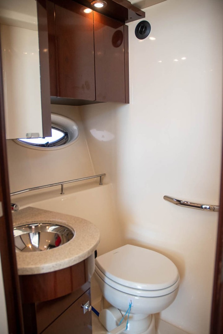 Sea Ray-Sedan Bridge 390 2010-Bad Decision Charleston-South Carolina-United States-Ensuite Head-1681729 | Thumbnail